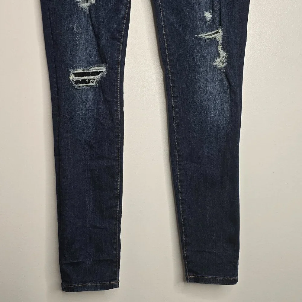 Maurices Womens Jeans Size Medium Regular Skinny Distressed High Rise Denim - Picture 3 of 7